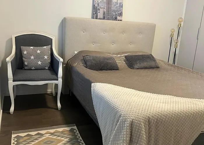 Stylish Spacious In Tuusula דירה